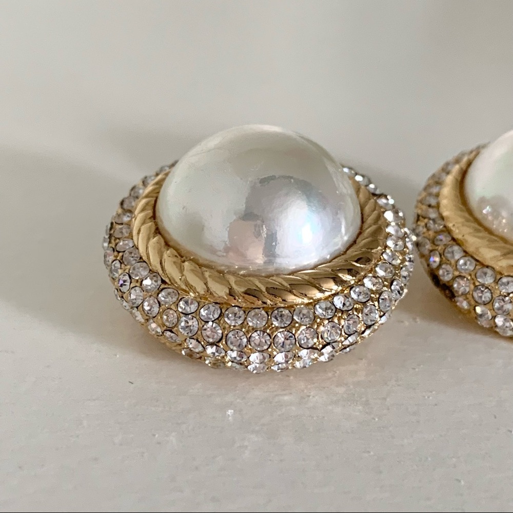 Hold Vintage Dior Large pearl earrings - Picture 11 of 13
